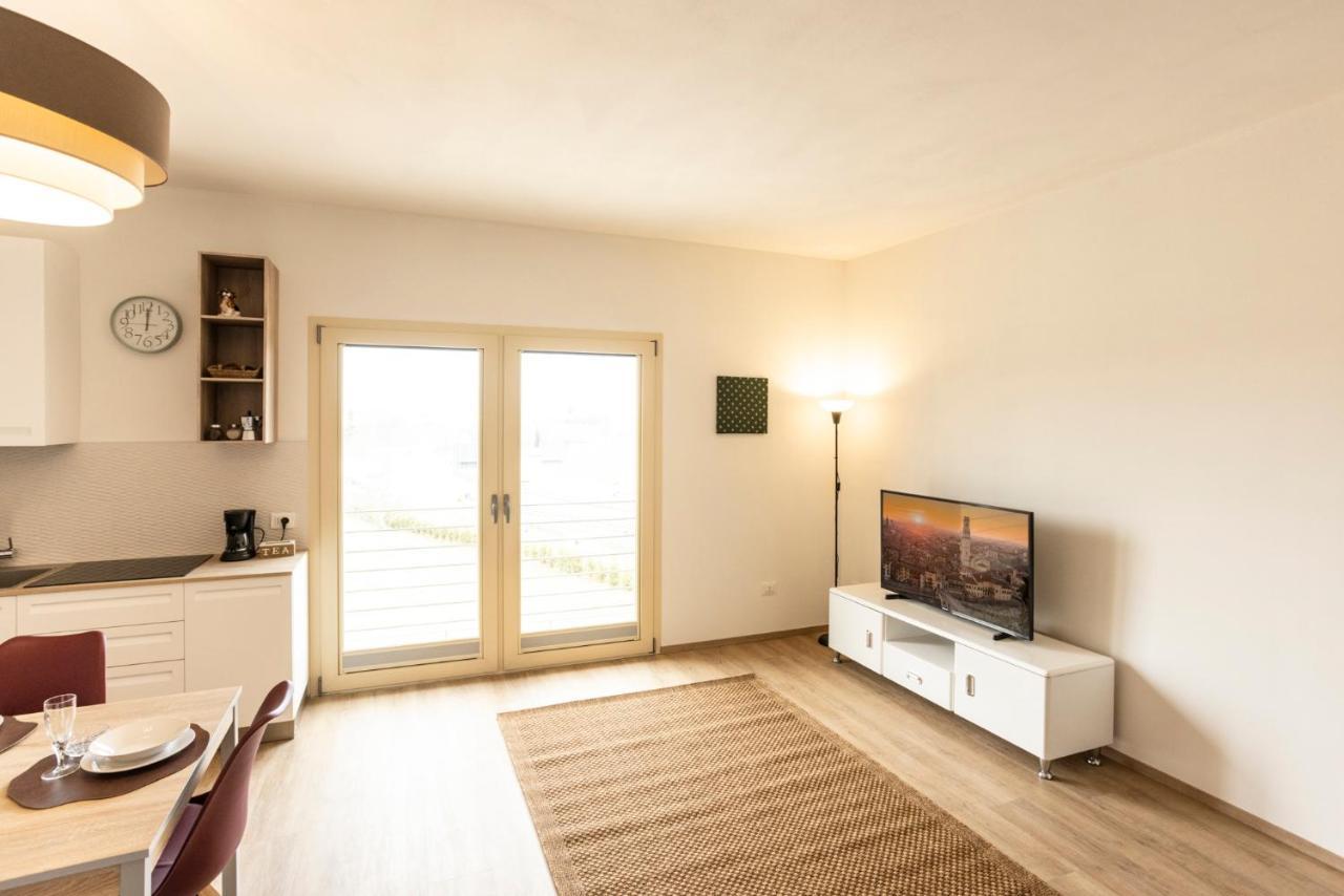 Borgoroma - Business & Apartments Verona Luaran gambar